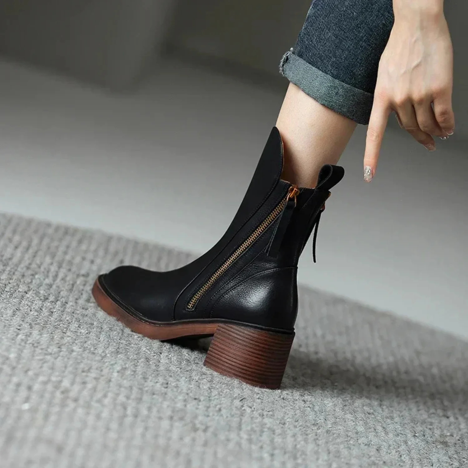 Women's Leather Side Zip Ankle Boots
